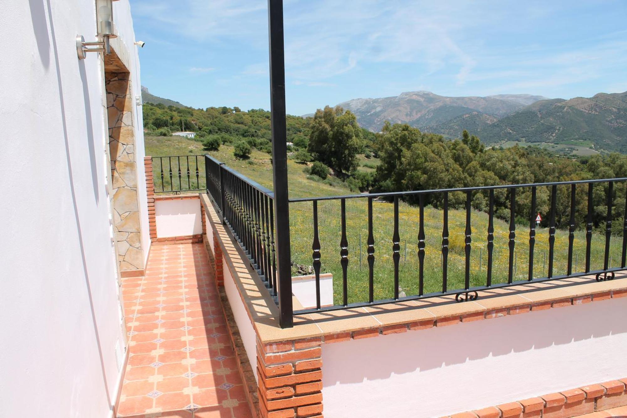 קורטס דה לה פרונטרה Apartamento Valle Del Guadiaro מראה חיצוני תמונה